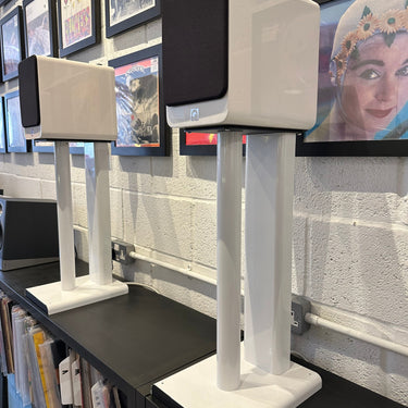 Q Acoustics - 2020i Speakers with stands - White