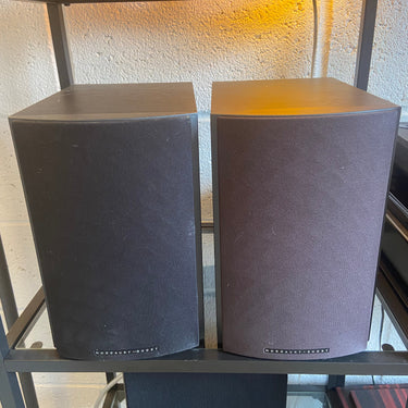 Aviano 1 Bookself Speakers