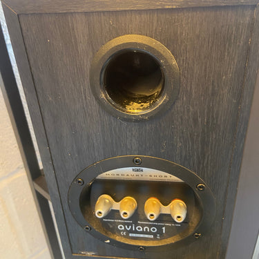 Aviano 1 Bookself Speakers