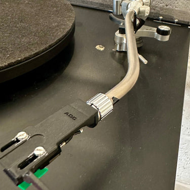 REGA - PLANAR 3 TURNTABLE