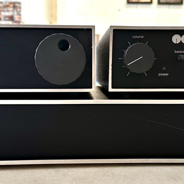 NAIM AUDIO - NAC 32 PREAMP, NAP 250 POWER AMP AND NA HICAP POWER SUPPLY