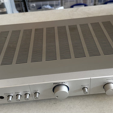 ROTEL - RA-02 AMPLIFIER