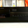 YAMAHA - CD-X 490 CD PLAYER