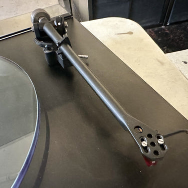 REGA - PLANAR 3 TURNTABLE
