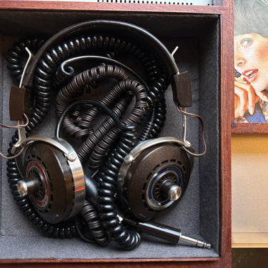 HV/1LC Headphones