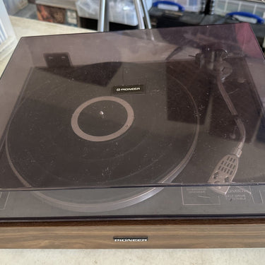 PIONEER - PL-120 TURNTABLE